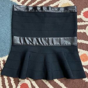 Bebe Strapless Peplum Top🖤